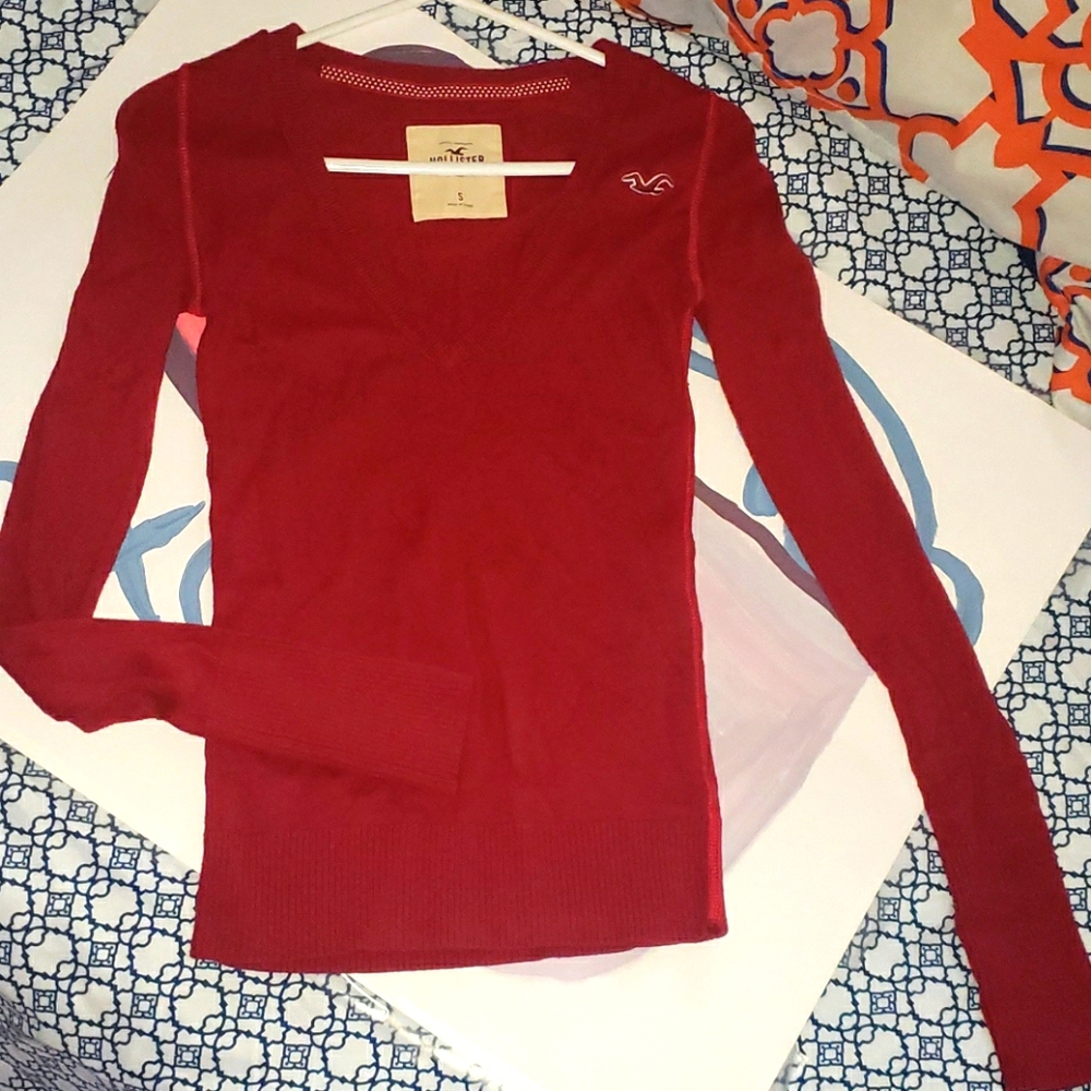 Hollister V Neck sweater shirt